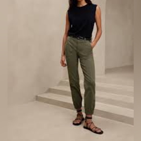 NWT Banana Republic Slim Corduroy Utility Jogger Pants 2 - Picture 2 of 10